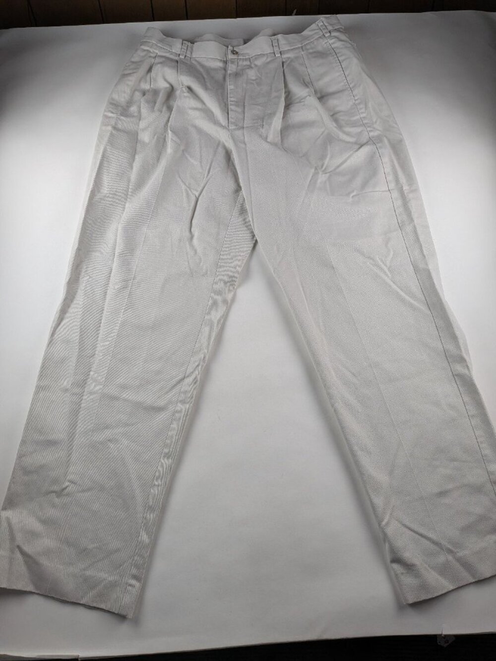 Eddie Bauer Khaki Chino Pleated Front Pants Mens 40
